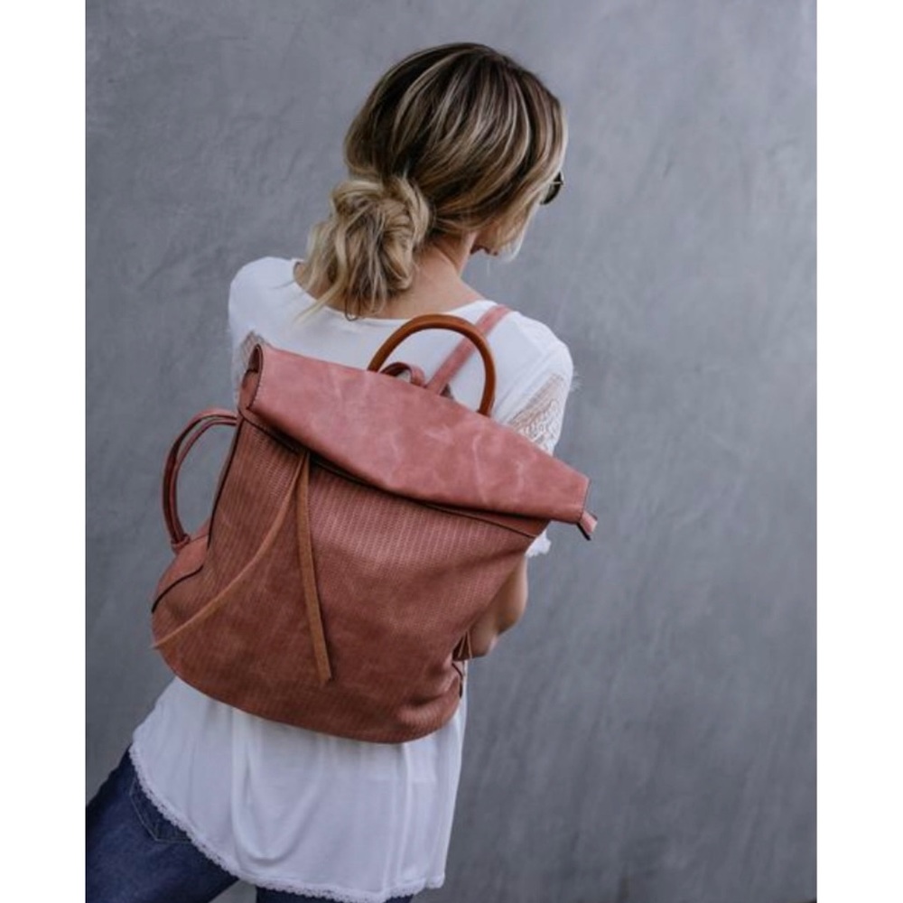 Globetrotter faux leather backpack